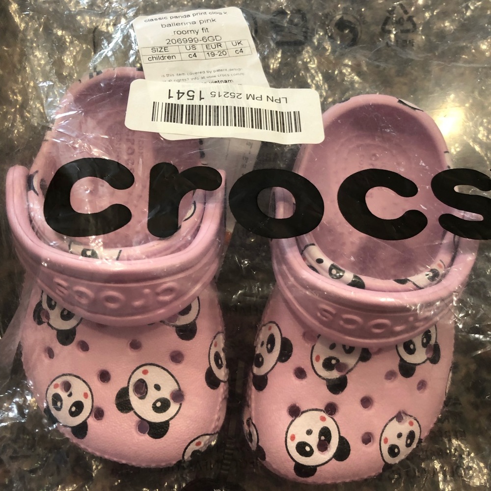 Children a Crocs size C4